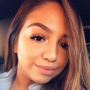 Meet your Posher, Lorena